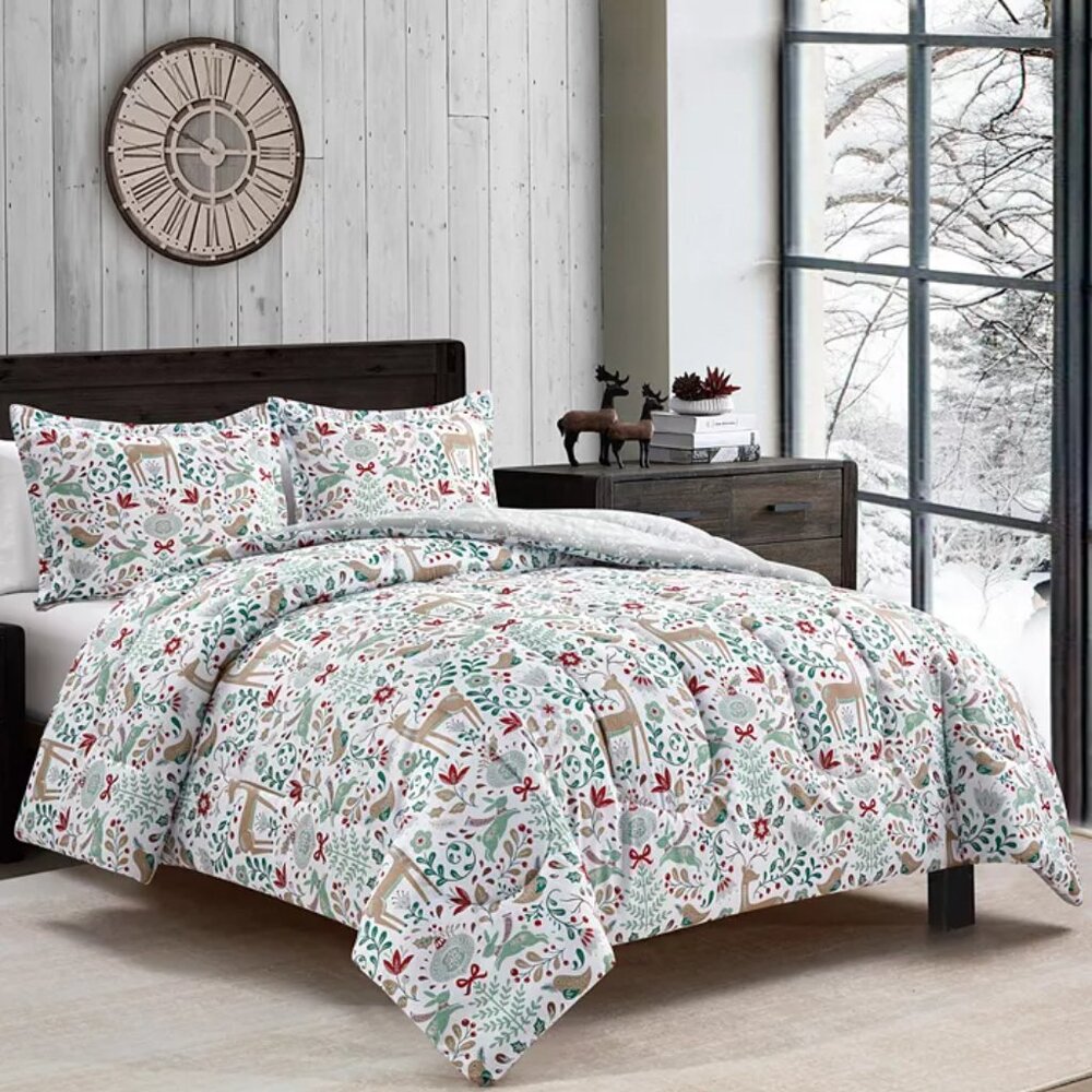 NWT Holiday Deer 3-Pc. Comforter Set Full/Queen